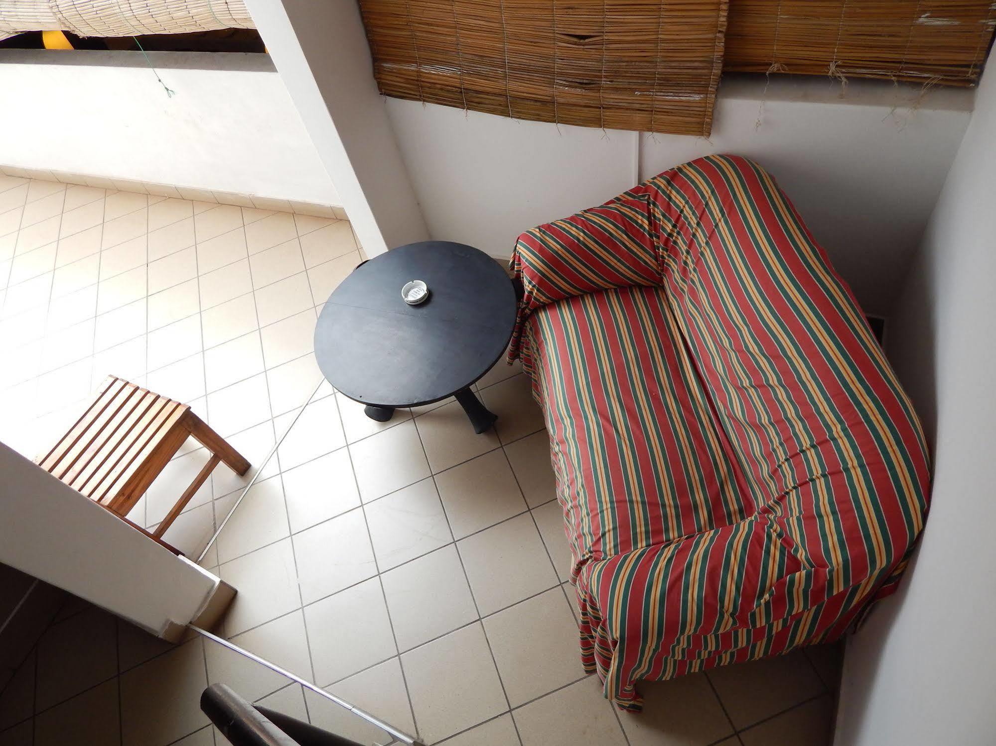 Jacaranda Guesthouse Мапуто Екстериор снимка